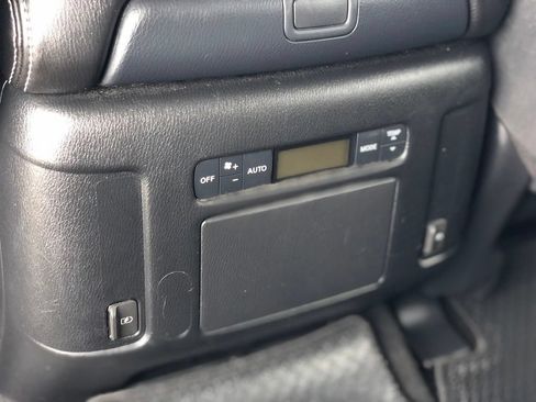 Used 2019 Nissan Armada SV w/ Driver Package AWD/4WD image 6