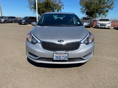 Used 2015 Kia Forte LX w/ Popular Package FWD image 2