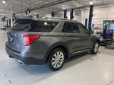 Certified 2022 Ford Explorer Limited w/ Equipment Group 301A image 5