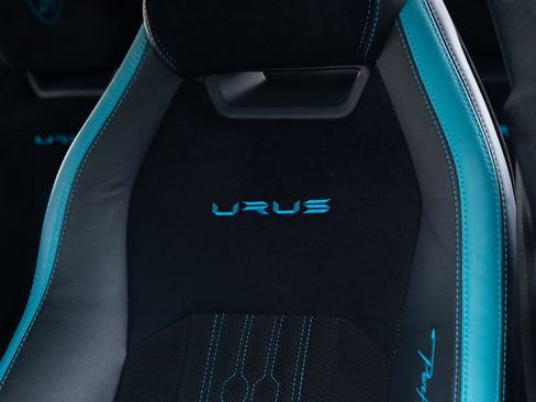 Used 2023 Lamborghini Urus Performante AWD/4WD image 52