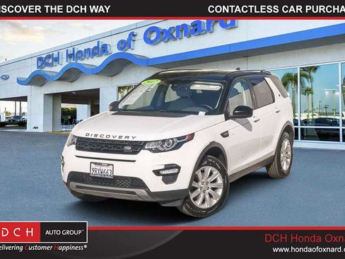 Used 2017 Land Rover Discovery Sport SE image 1