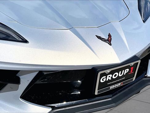 Used 2022 Chevrolet Corvette Stingray Preferred Cpe w/ Z51 Performance Package RWD image 25