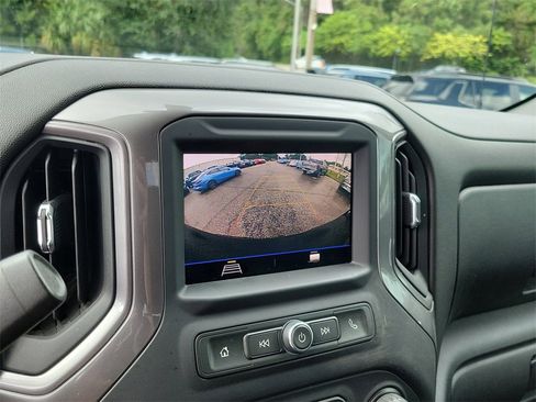 Used 2020 Chevrolet Silverado 1500 Custom w/ Custom Value Package image 35