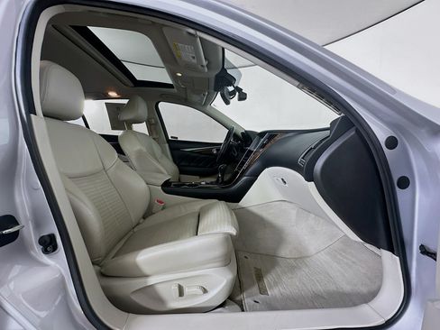Used 2015 INFINITI Q50 AWD w/ Technology Package image 32