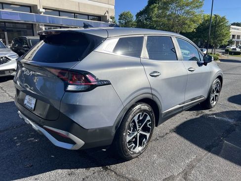Used 2023 Kia Sportage EX FWD image 5
