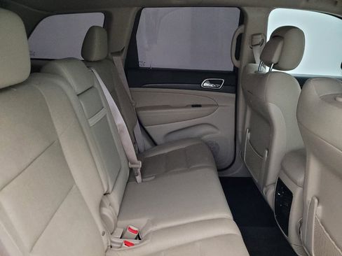 Used 2016 Jeep Grand Cherokee Laredo w/ Quick Order Package 23E image 19