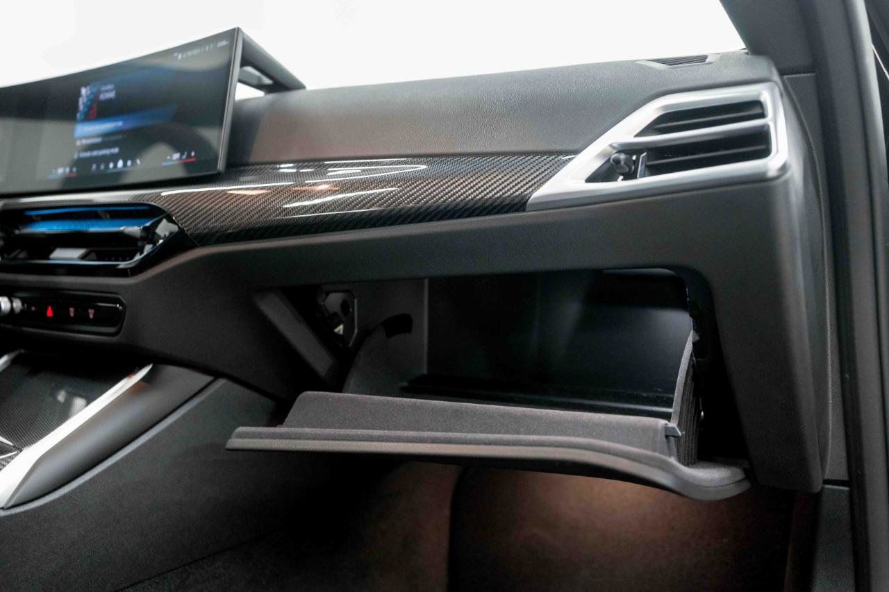 Used 2025 BMW M2 w/ Lighting Package RWD image 86