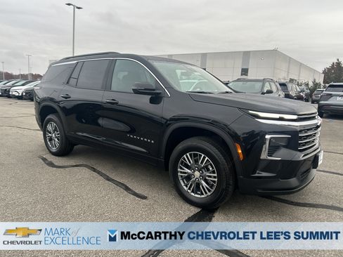 New 2026 Chevrolet Traverse LT w/ LPO, Floor Liner Package image 3