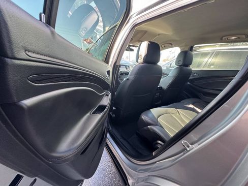 Used 2017 Buick Envision Essence FWD image 14