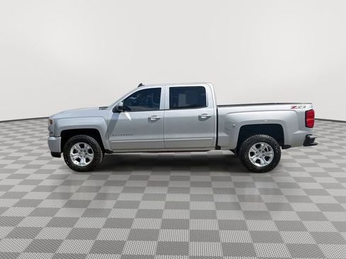 Used 2018 Chevrolet Silverado 1500 LT w/ All Star Edition AWD/4WD image 6
