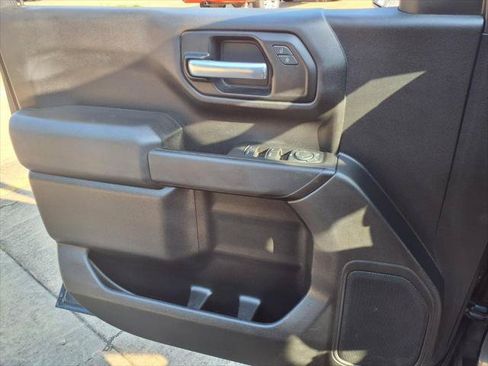 Used 2020 Chevrolet Silverado 1500 Custom Trail Boss w/ Custom Convenience Package AWD/4WD image 12