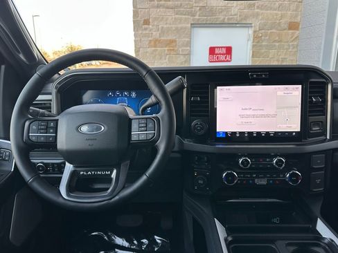 New 2026 Ford F250 Platinum image 29