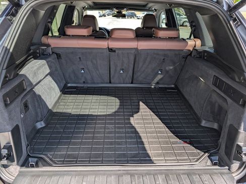 Used 2022 BMW X5 xDrive40i w/ Premium Package image 32
