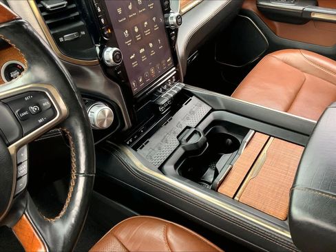 Used 2019 RAM 1500 Limited image 15