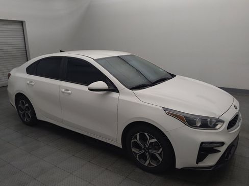 Used 2019 Kia Forte LXS FWD image 11