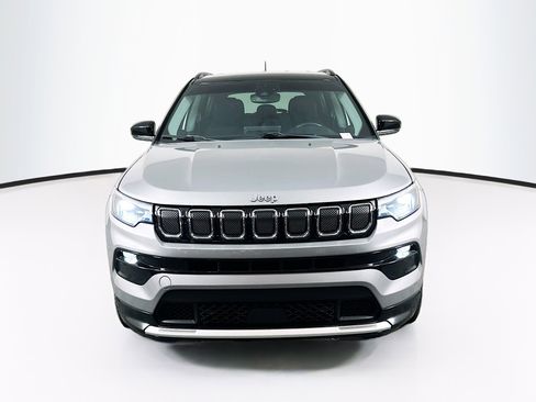 Used 2022 Jeep Compass Limited w/ Elite Group AWD/4WD image 2