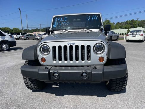 Used 2012 Jeep Wrangler Unlimited Sport AWD/4WD image 12