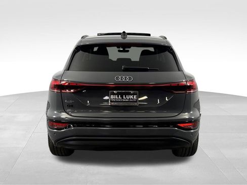 Used 2025 Audi Q6 e-tron Premium Plus w/ Premium Plus AWD/4WD image 8
