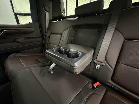 Used 2024 GMC Sierra 1500 Denali AWD/4WD image 14