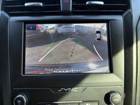 Used 2020 Ford Fusion SE w/ Equipment Group 151A FWD image 20
