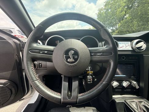 Used 2007 Ford Mustang Shelby GT500 RWD image 14