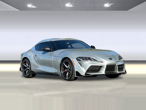 Used 2022 Toyota Supra image 7