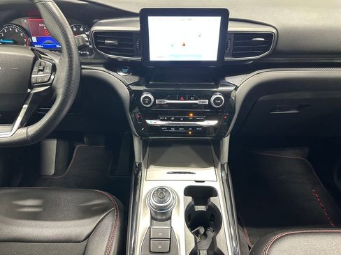 Used 2022 Ford Explorer ST-Line w/ Class IV Trailer Tow Package image 14