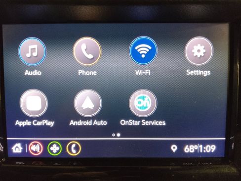 Used 2021 Chevrolet Trax LS w/ Tint and Cruise Package AWD/4WD image 25