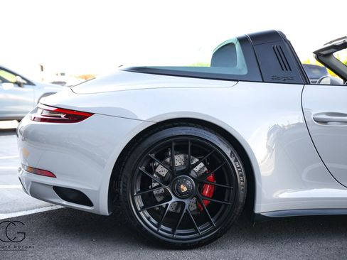 Used 2019 Porsche 911 Targa 4 GTS AWD/4WD image 19