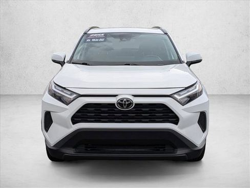 Used 2024 Toyota RAV4 XLE FWD image 2