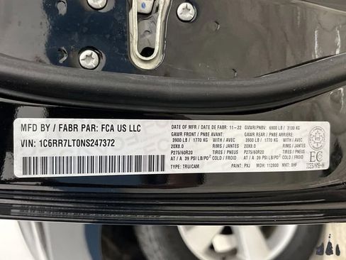 Used 2022 RAM 1500 Classic SLT image 34