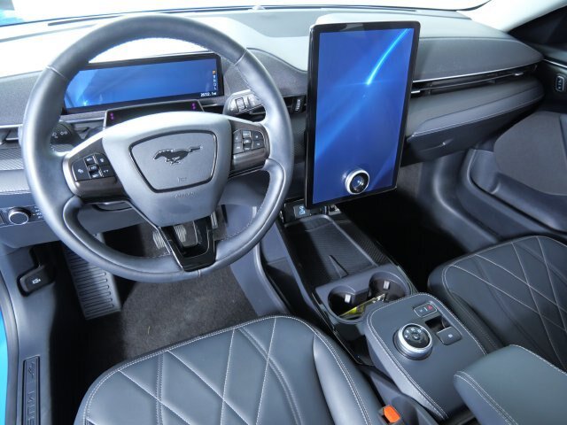 Certified 2024 Ford Mustang Mach-E Premium AWD/4WD image 3