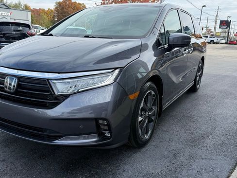 Used 2024 Honda Odyssey Elite image 12