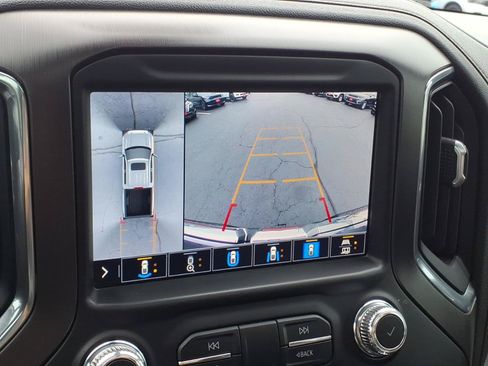 Used 2021 GMC Sierra 1500 AT4 w/ AT4 Value Package AWD/4WD image 15