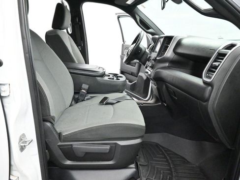 Used 2022 RAM 2500 Big Horn image 26