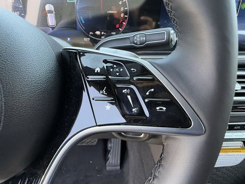 New 2025 Mercedes-Benz GLE 450e 4MATIC image 26