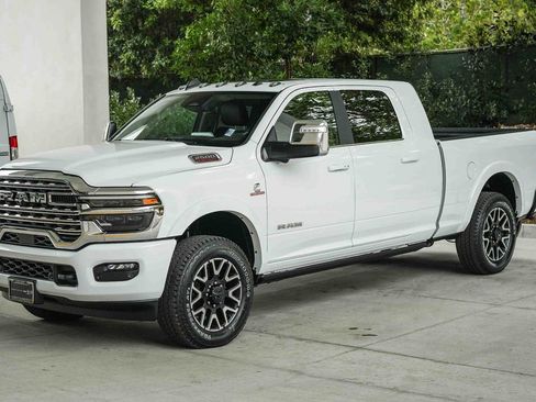 New 2026 RAM 2500 Limited image 3