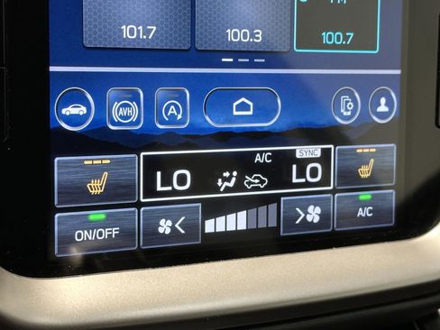 Used 2024 Subaru Outback Premium AWD/4WD image 24