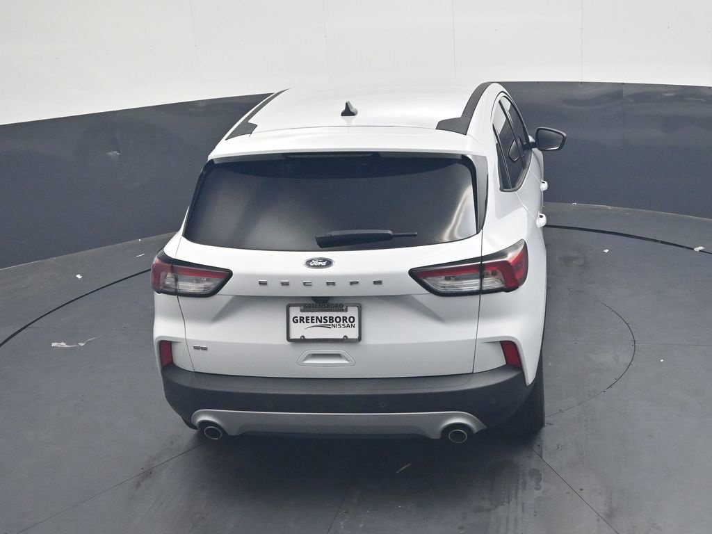 Used 2022 Ford Escape SE w/ Convenience Package FWD image 30