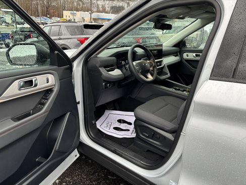 New 2026 Ford Explorer Active image 10