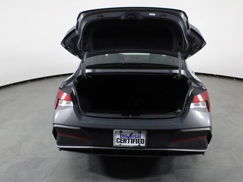 Used 2026 Hyundai Elantra Sport FWD image 17