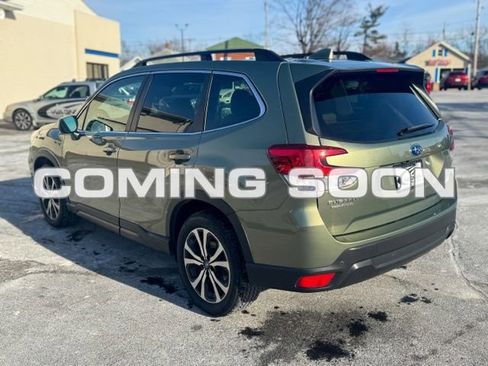 Used 2020 Subaru Forester Limited image 5