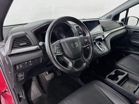 Certified 2024 Honda Odyssey Sport image 9