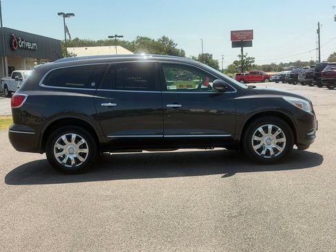 Used 2017 Buick Enclave Premium w/ Trailering Package FWD image 4