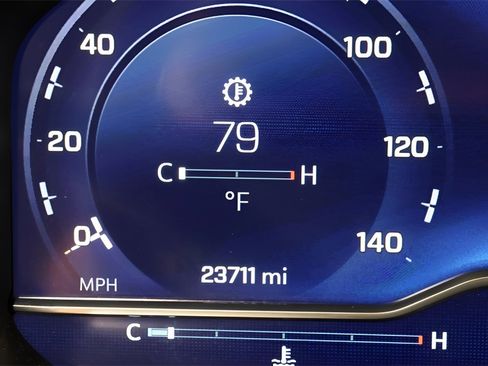 Used 2022 Chevrolet Silverado 1500 LT image 12