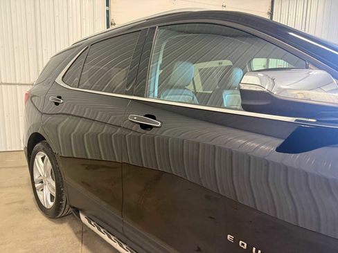 Used 2018 Chevrolet Equinox Premier FWD image 11
