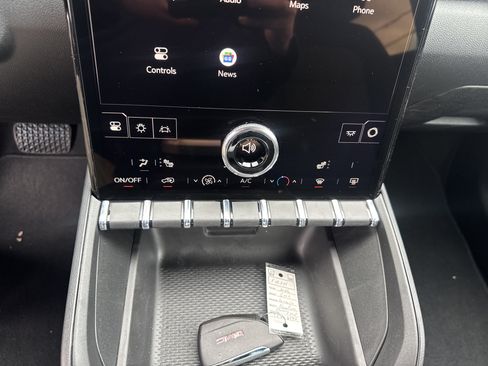 New 2026 GMC Terrain Elevation w/ Black Edition AWD/4WD image 25