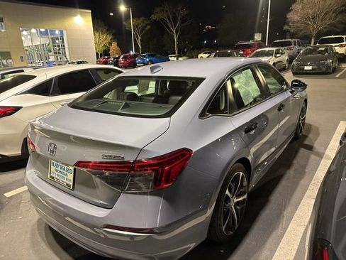 Certified 2024 Honda Civic Touring image 5