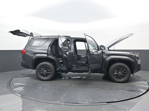 New 2026 Toyota 4Runner SR5 image 30
