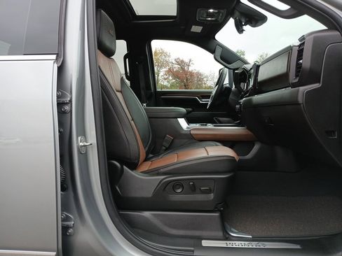 Certified 2025 Chevrolet Silverado 2500 High Country w/ High Country Premium Package image 29